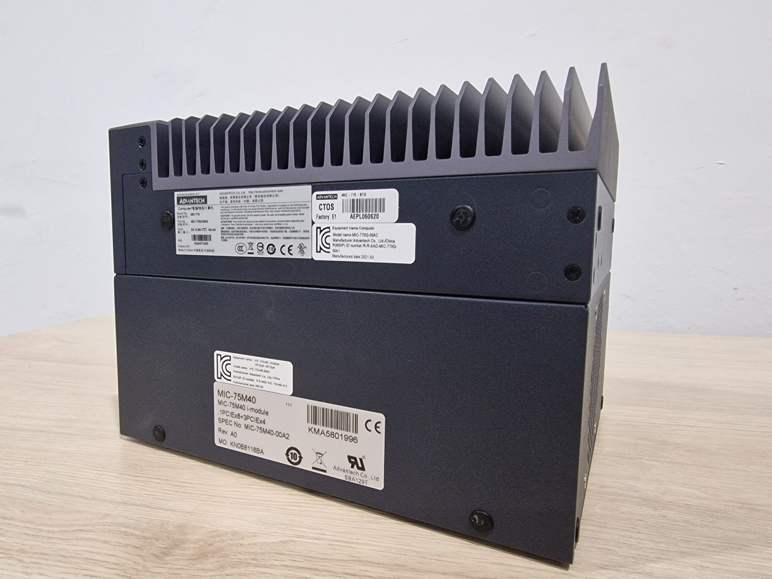 Kontroler przemysłowy ADVANTECH MIC-770-BTO - obrazek 5